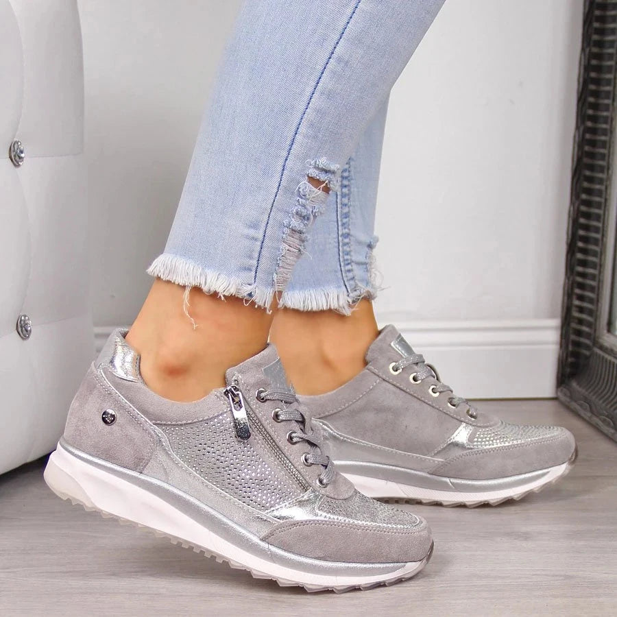 Martina | Comfort Zip Sneaker
