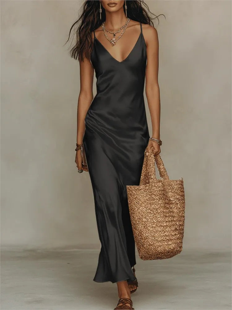 Isabella | Sleeveless satin maxi dress with delicate spaghetti straps