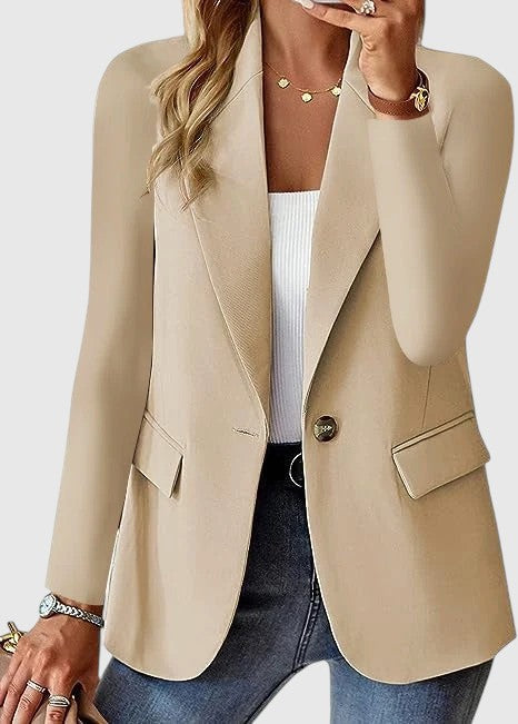 Claudia™ | Elegant Fitted Blazer