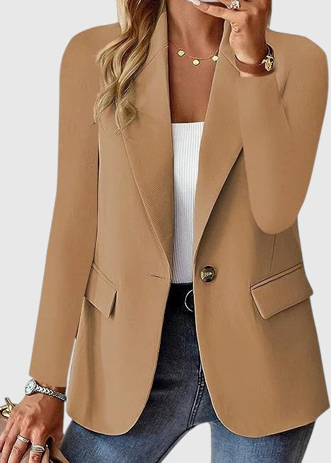 Claudia™ | Elegant Fitted Blazer
