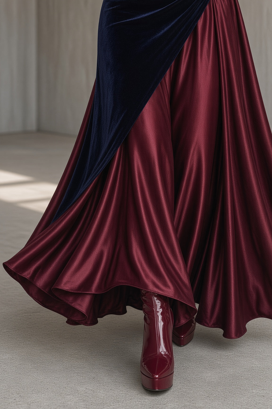 Sarah | High-Neck Velvet Maxi Dress